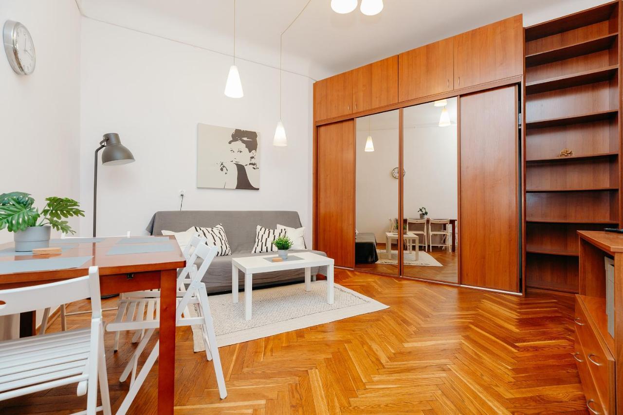 Shortstaypoland Klonowa Appartement